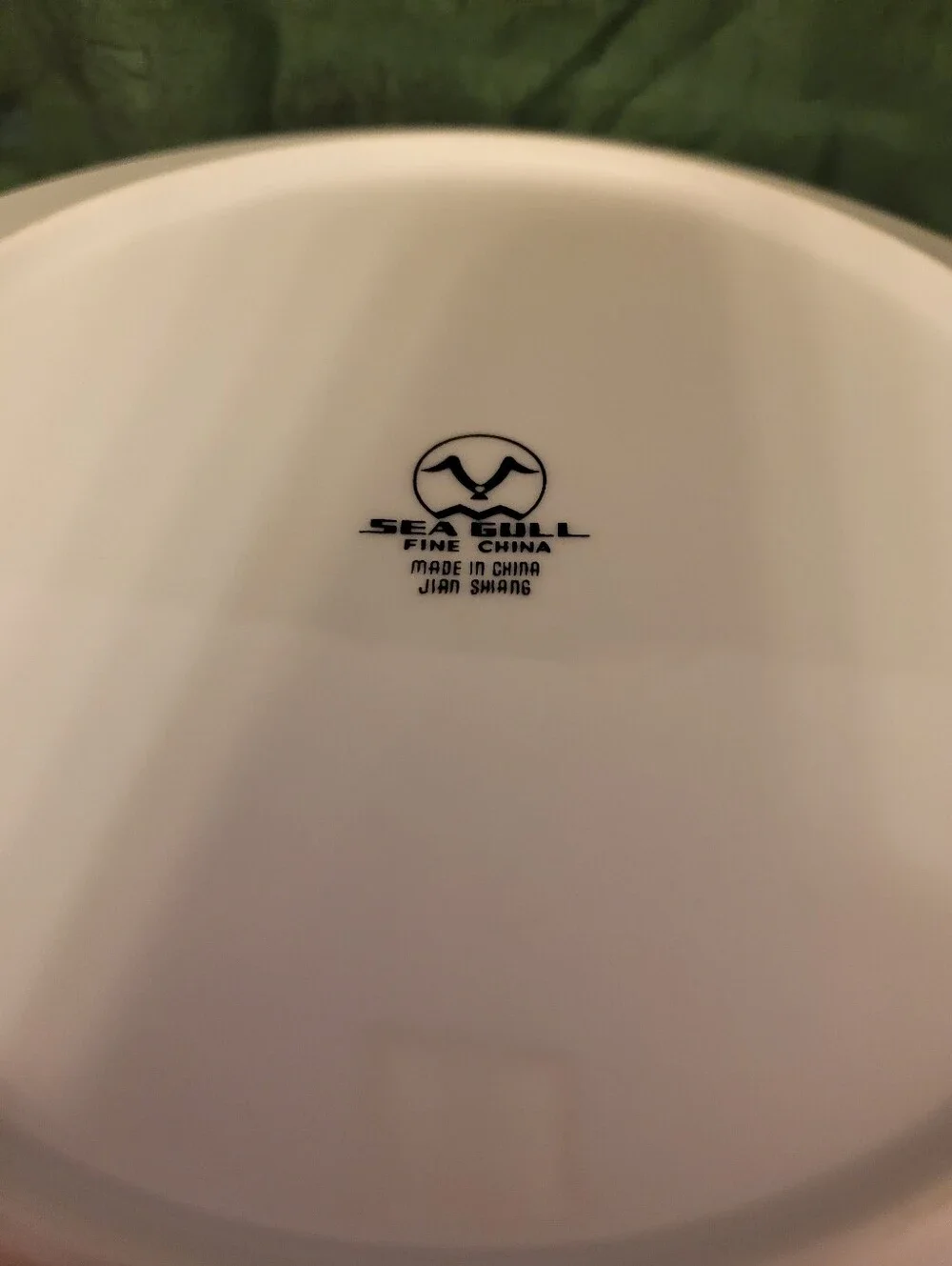 Seagull Fine Porcelain Set Of 8 White Christmas Tree Dinner Plates